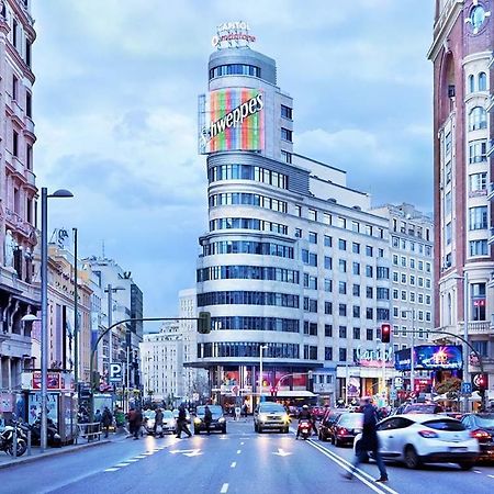 Punta Me Rooms Near The Gran Via Мадрид Екстериор снимка
