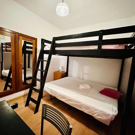 Punta Me Rooms Near The Gran Via Мадрид Екстериор снимка